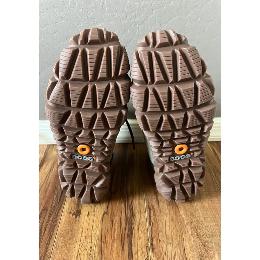 Bogs - Women's - Boots Arcata
Urban Leather... Size 10 - Picture 12 of 12